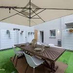 Chinatown Luxe, Garden