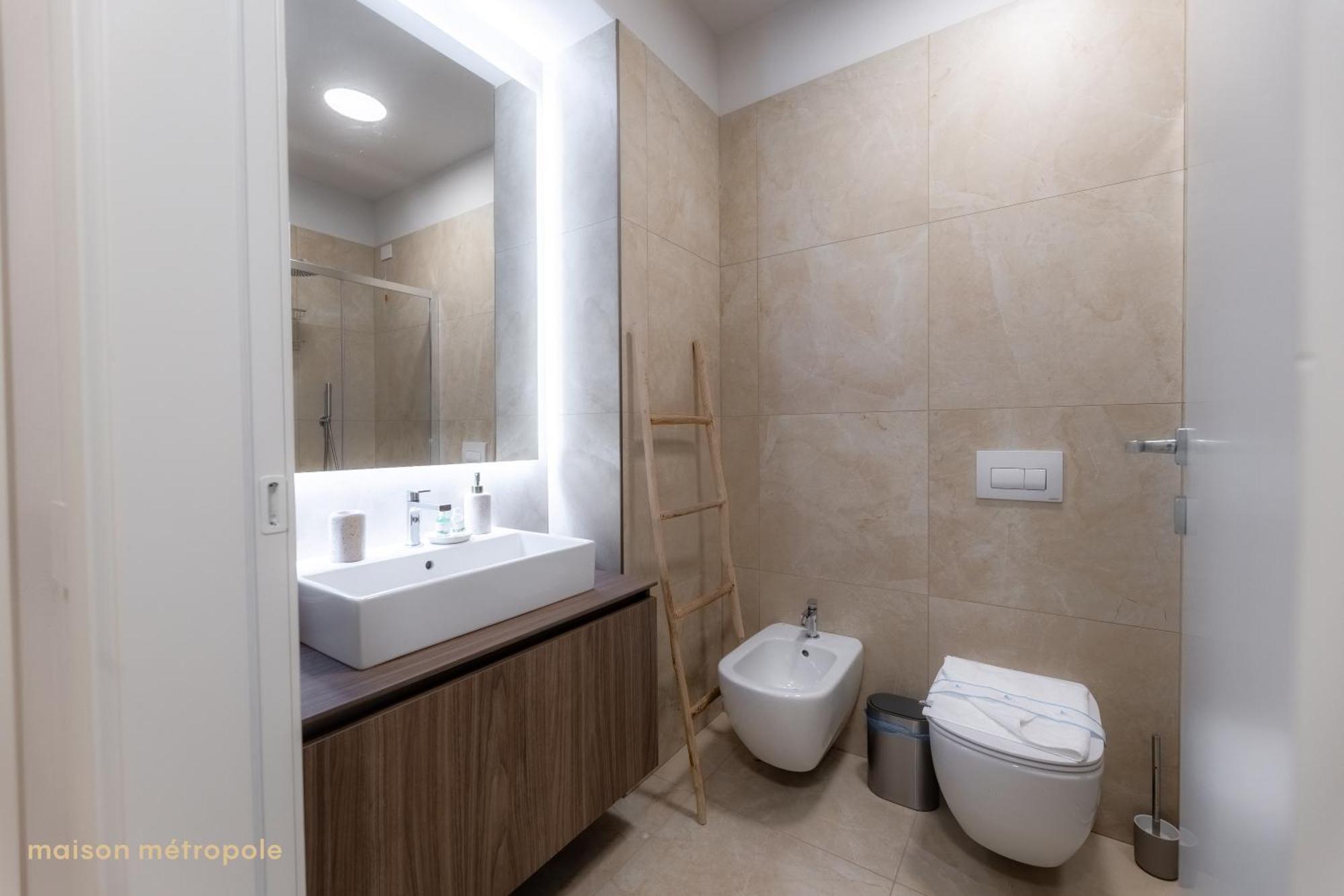 Chinatown Luxe, Garden Apartment